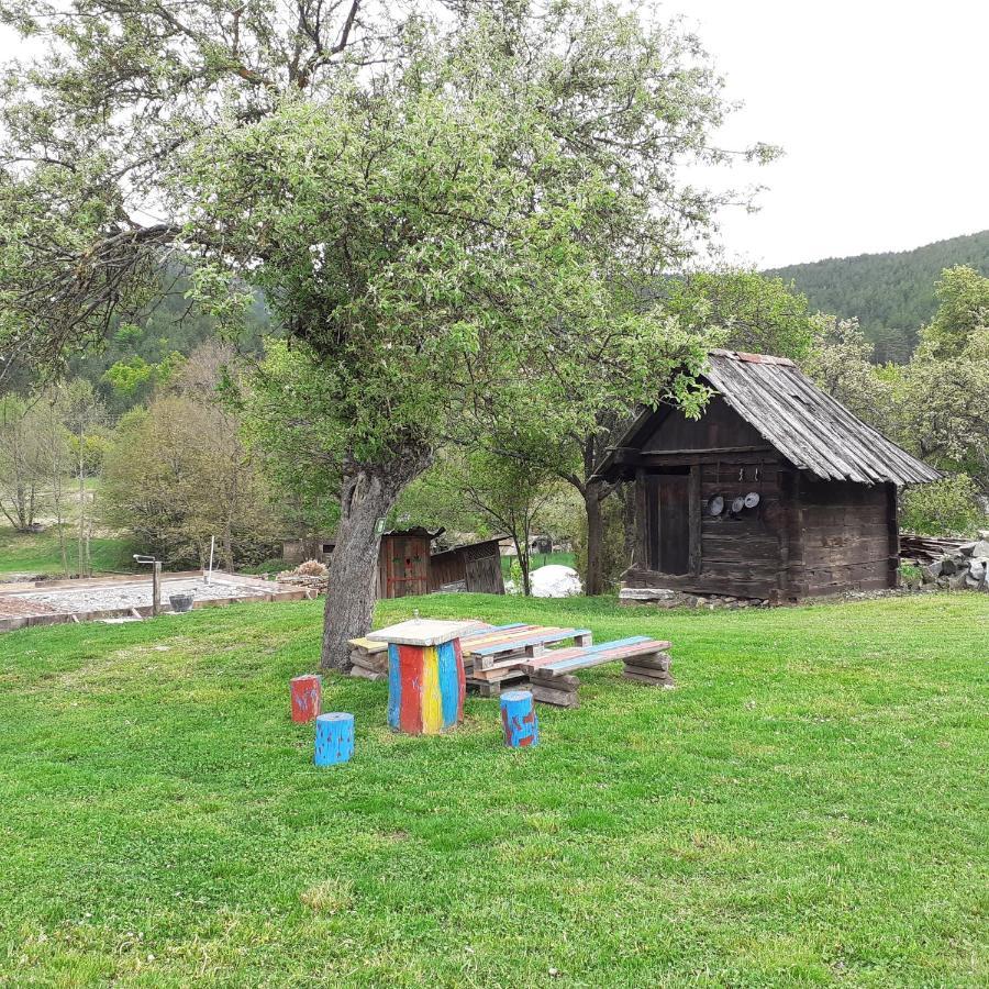 Kuca Karajic Villa Kremna Exterior photo